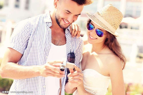 祝福語(yǔ)致初中學(xué)姐學(xué)長(zhǎng)畢業(yè)生