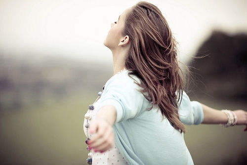 哪吒出世的小游戲怎么玩