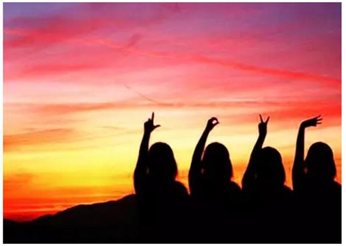 《直播熱潮中的新寵：揭秘兩人互動(dòng)小游戲的爆紅秘訣》